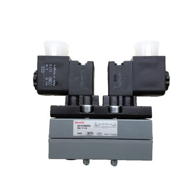 AVENTICS 5812490650 Three-position Five-way Reversing Valve Black New Original
