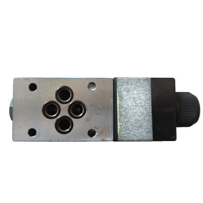 Rexroth Direction Valve 4WE6MB62/EW230N9K4 Blue And White  Rotated 90° Electrical  High-Quality Materials