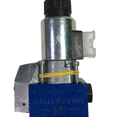 Rexroth Direction Valve M-3SEW6C38/420MG205N9K4/V Blue High Flow Rate 60 L/Min Fast Response Strong Flexibility High Reliability Cast Iron