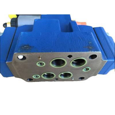 Rexroth Proportional Valve 3DREME16P-7X/200YG24K31/F1V Blue Cast Iron Precise Control High Reliability Adaptable