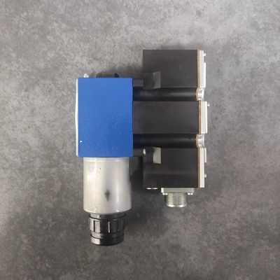 Rexroth R900954424 3DREPE6A-2X/45EG24K31/A1M Industrial Direction Valve with Direct Operation by Proportional Solenoids