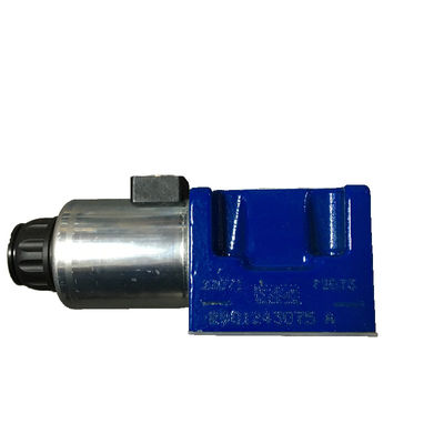Rexroth Solenoid Valve Blue 4WE10X7-5X/EG24N9K4/M Fast Response 24 VDC High Flow Capacity 63 L/Min Strong Adaptability