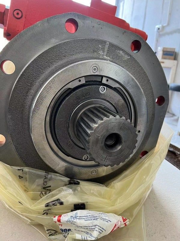 HÄGGLUNDS 1.5 HP 3000 RPM Speed Motor SP500-SR-V-EP2554831-33 High Efficiency / Low Noise