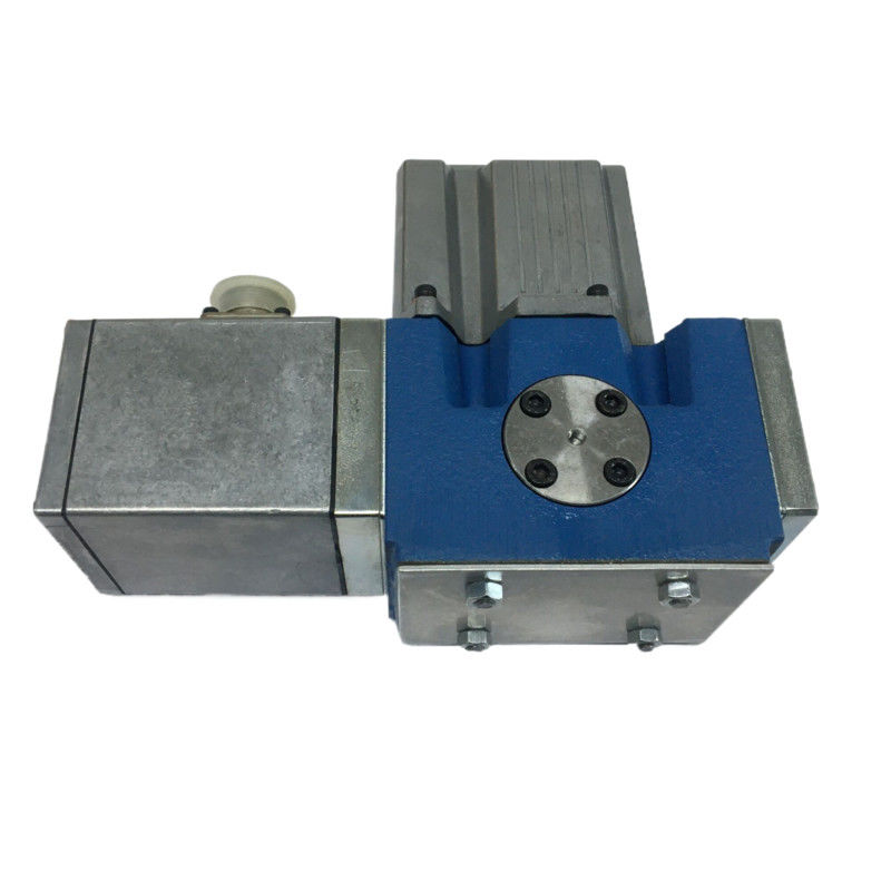 Pilot Operated MOOG Hydraulic Servo Valve D661-4627A Medium Pressure