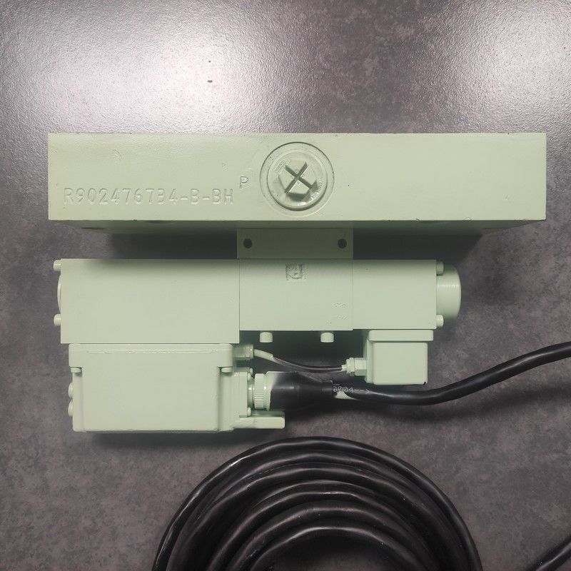 Electric Proportional Control Valve For Hydraulic System Rexroth Direction Valve R901288847 4WRPE6VC18S-2X/G24K0/F1M-948